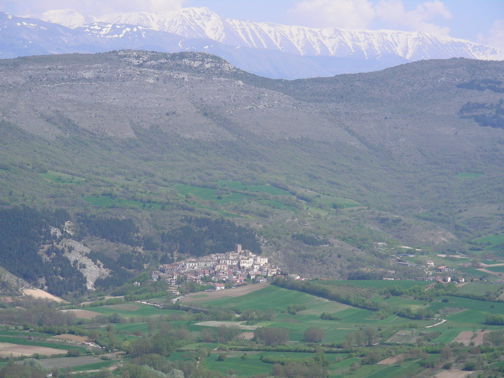 Valle Subequana ... e Castel Di Ieri  in Abruzzo